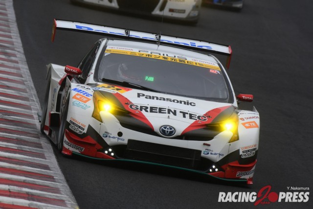 GT300クラス優勝 #31 TOYOTA PRIUS apr GT 嵯峨 宏紀／中山 雄一 