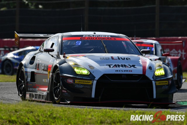 GT300クラス2位 #10 TANAX GAINER GT-R（富田 竜一郎／大草 りき／塩津 佑介） 